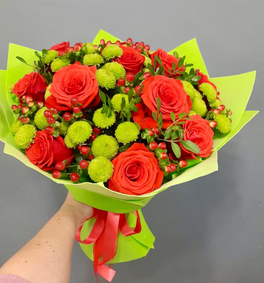 Букет цветов из: Хризантемы и Розы в Майском Республики Адыгея