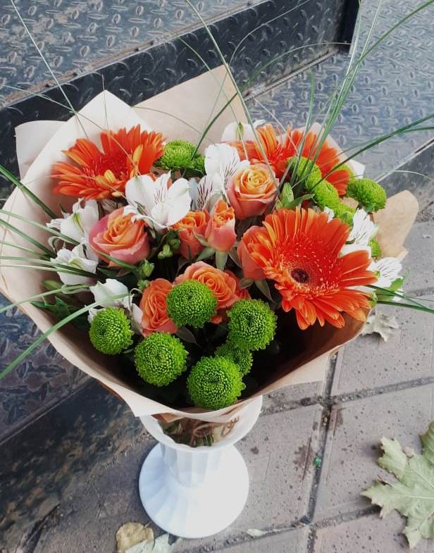 Букет цветов из: Герберы, Хризантемы, Альстромерии и Розы в Майском Республики Адыгея