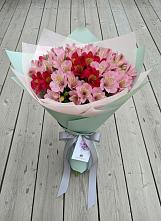 Букет цветов из:  Альстромерии #REPLACE_PRED# Майском Республики Адыгея