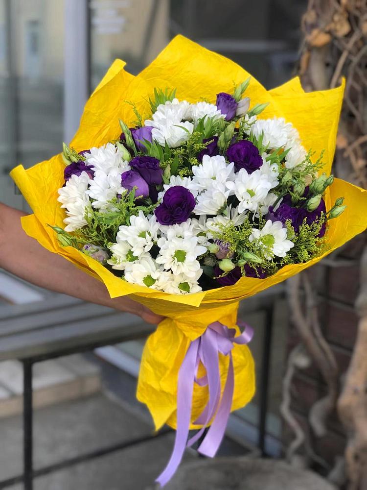 Букет цветов из: Ирисы, Хризантемы и Ромашки в Майском Республики Адыгея