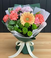Букет цветов из:  Гвоздики, Розы, Герберы и Хризантемы в Майском Республики Адыгея