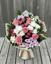 Букет цветов из:  Альстромерии, Гвоздики, Розы и Хризантемы в Майском Республики Адыгея