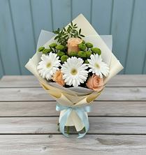 Букет цветов из:  Герберы, Розы и Хризантемы в Майском Республики Адыгея