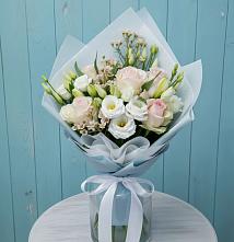 Букет цветов из:  Розы и Лизиантусы в Майском Республики Адыгея