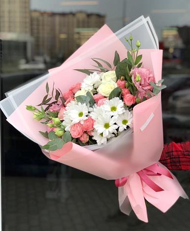 Букет цветов из: Розы, Лизиантусы и Хризантемы в Майском Республики Адыгея