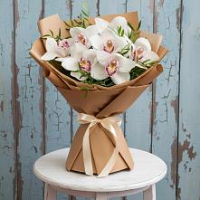 Букет цветов из:  Орхидеи и Розы #REPLACE_PRED# Майском Республики Адыгея